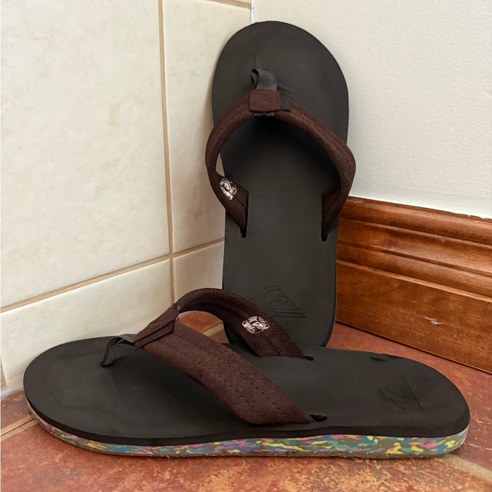 Quiksilver Brown Flip Flops with Colorful Sole - Size 7